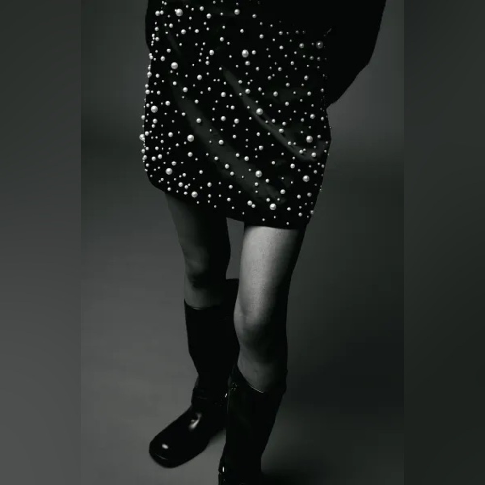 H&M Bead Pearl Detailed Short Skirt Size 6